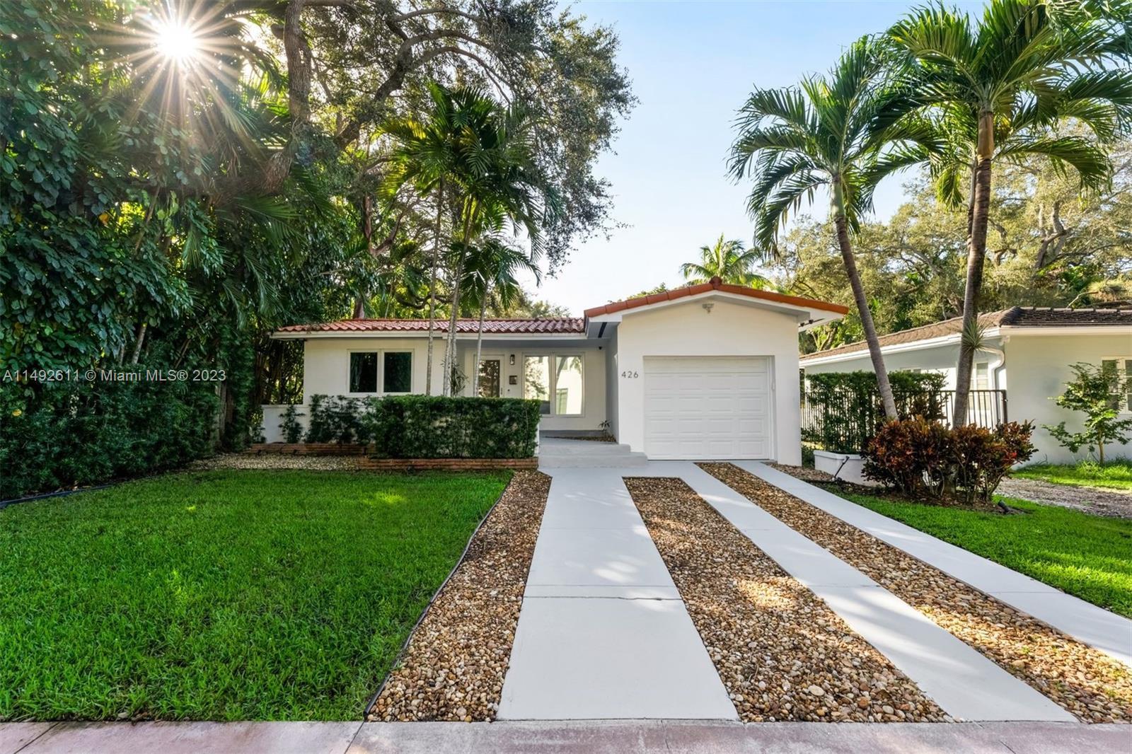 Photo of 426 Amalfi Ave in Coral Gables, FL