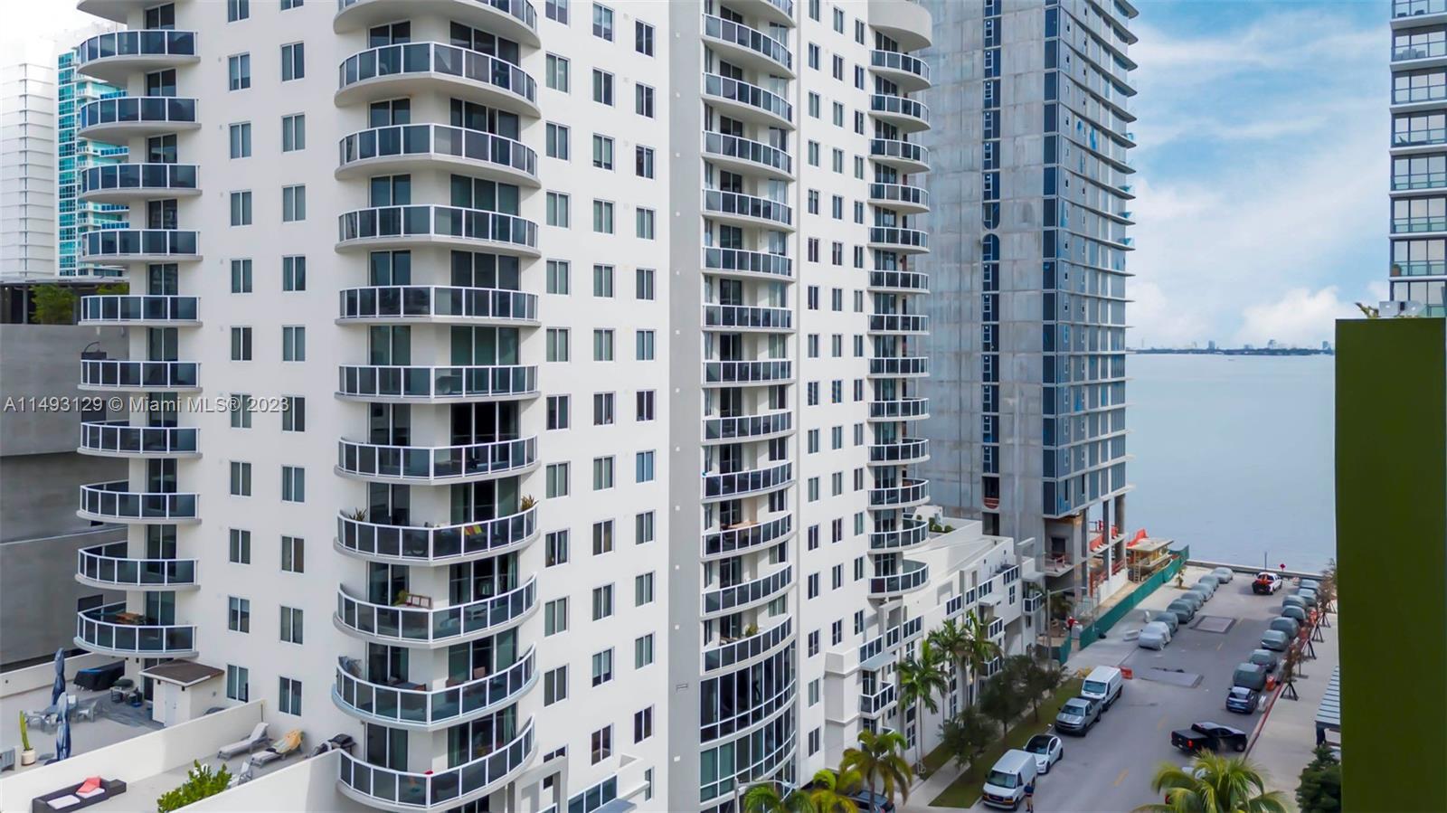 Photo of 601 NE 23rd St #TH5 in Miami, FL