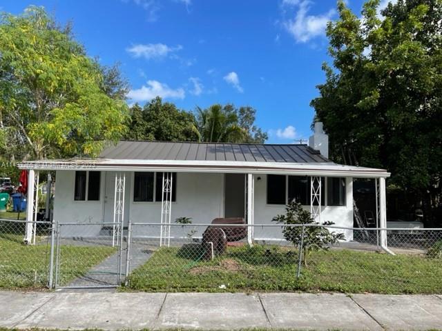 Photo of 1796 NW 112 St in Miami, FL