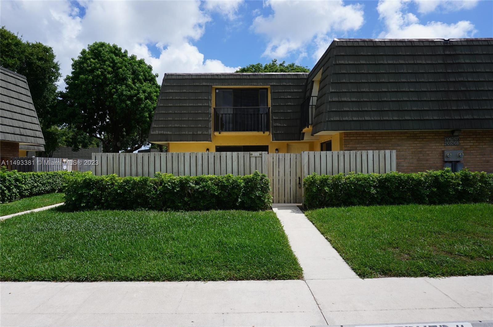 Photo of 3105 31st Wy in West Palm Beach, FL