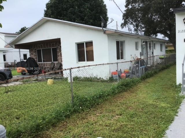 Photo of 3110 NW 59th St in Miami, FL