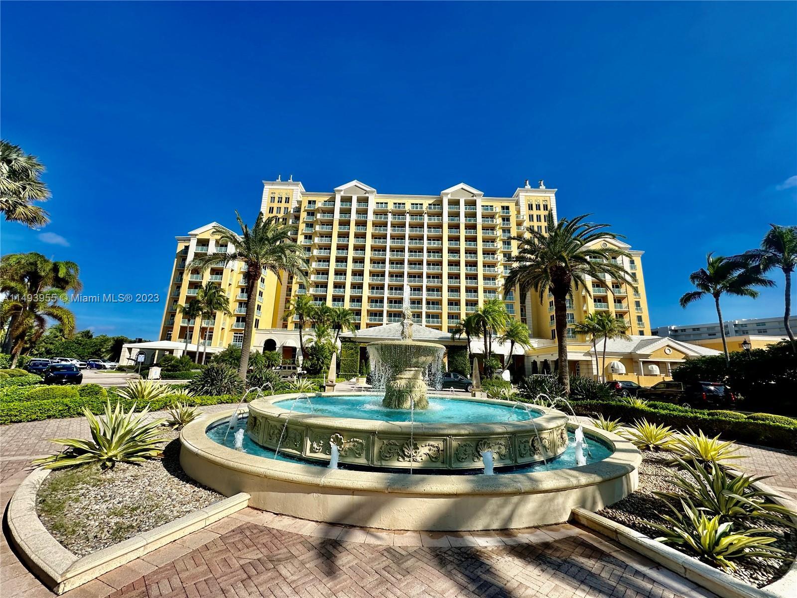 Photo of 455 Grand Bay Dr #818 in Key Biscayne, FL
