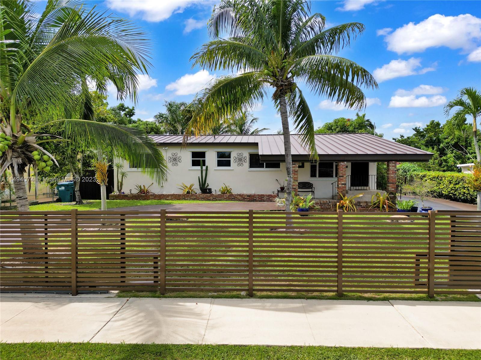 Photo of 3300 SW 80th Ave in Miami, FL