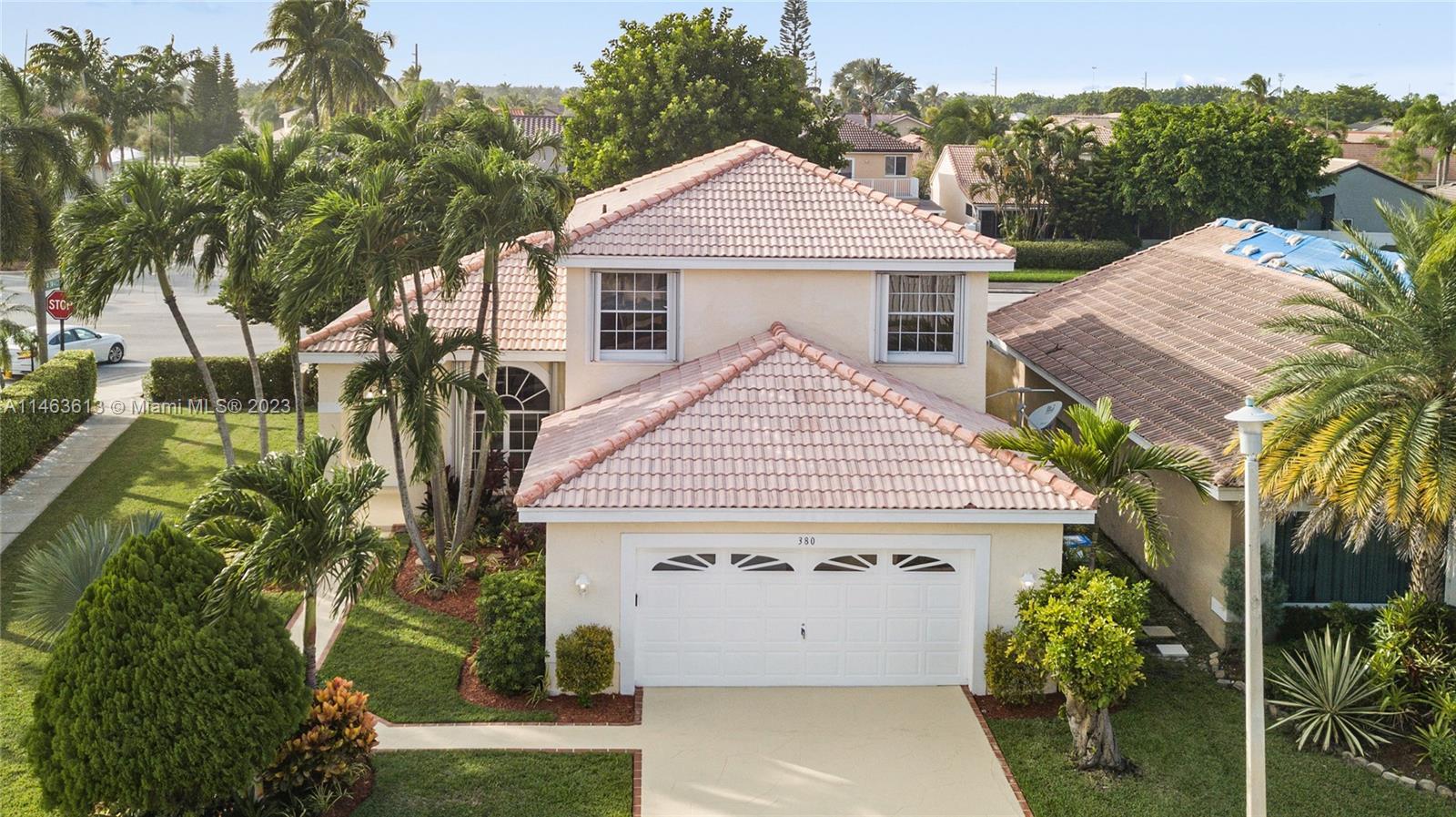 Photo of 380 SW 181st Wy in Pembroke Pines, FL