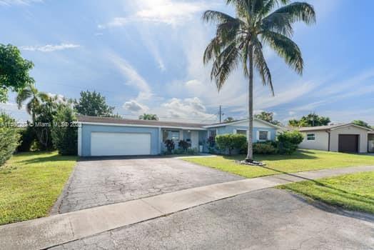 Photo of 721 SW 64th Ter in Pembroke Pines, FL