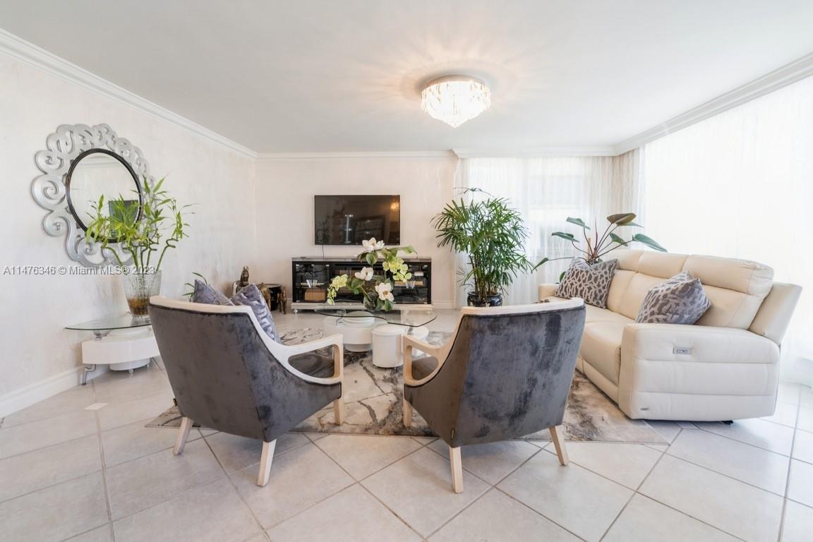 Photo of 1920 S Ocean Dr #6A in Hallandale Beach, FL