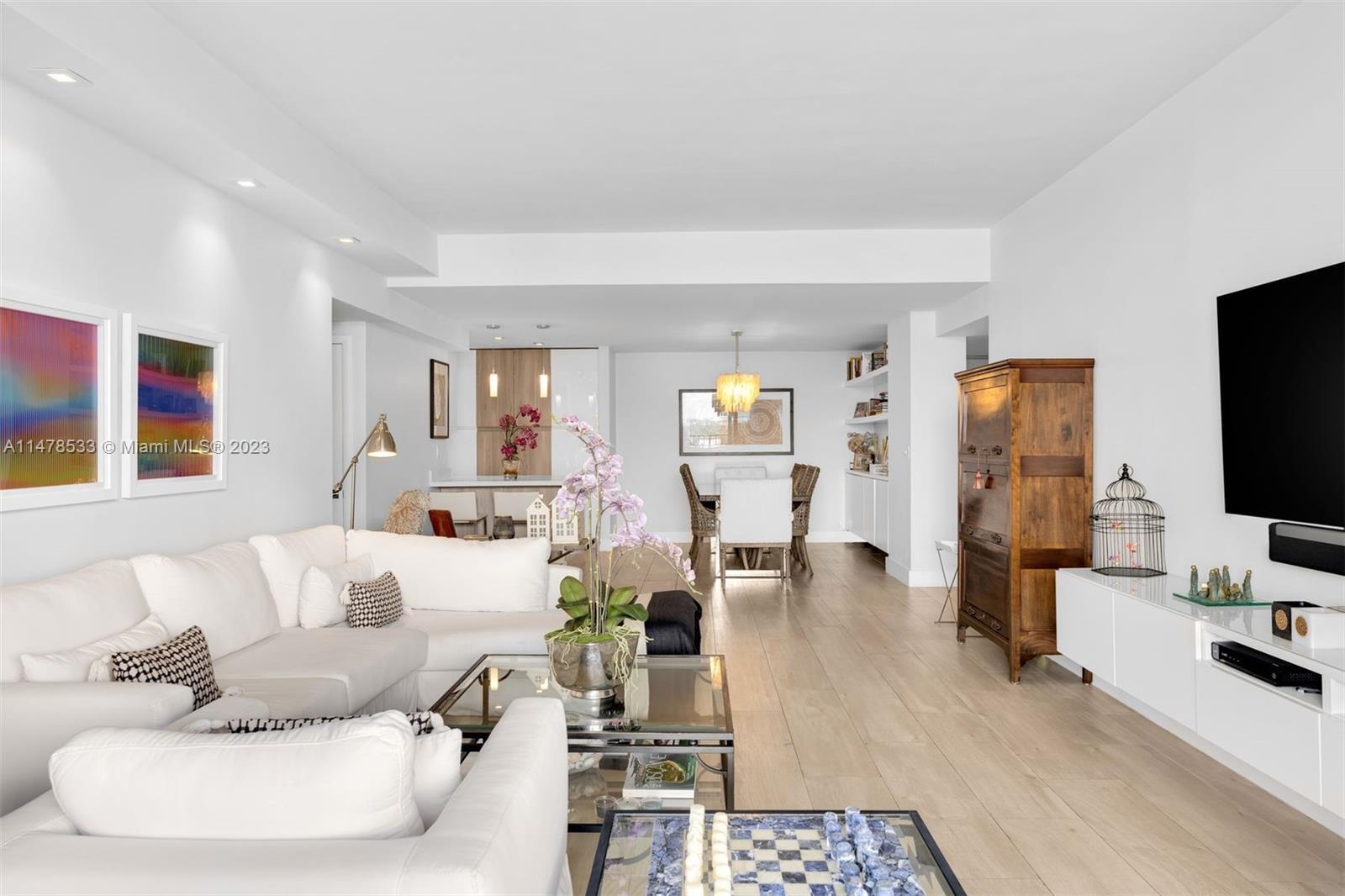 Photo of 151 Crandon Blvd #1030 in Key Biscayne, FL