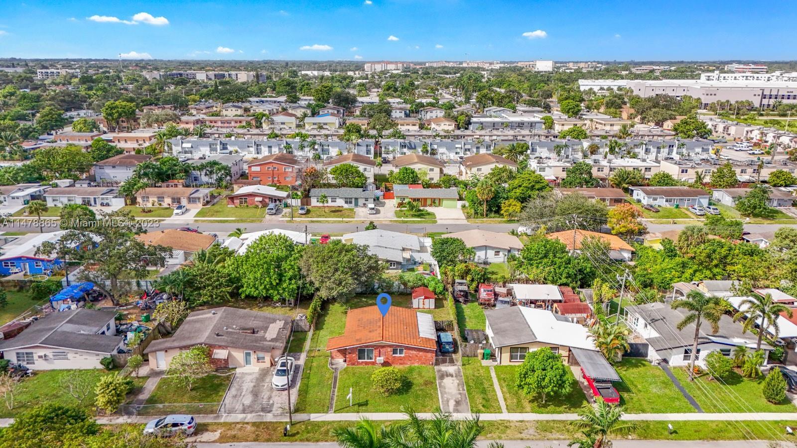 Photo of 3731 SW 58th Ave in Davie, FL