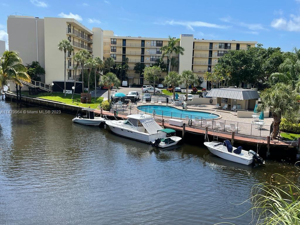 Photo of 10 Royal Palm Wy #302 in Boca Raton, FL