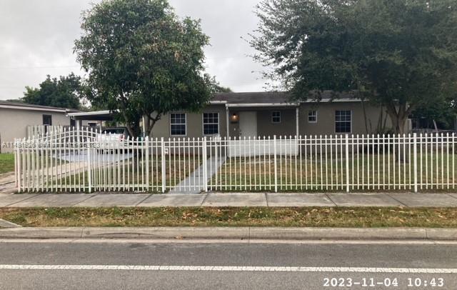 Photo of 19241 NW 7th Ave in Miami Gardens, FL