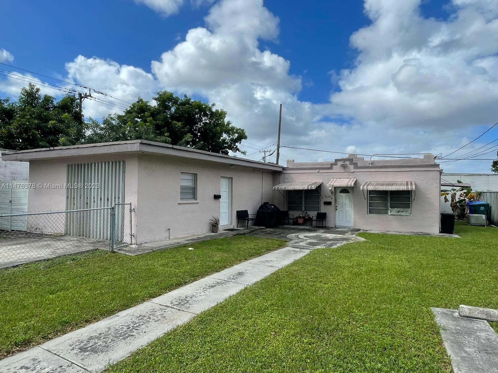 Photo of 1028 SW 30th Ave in Miami, FL