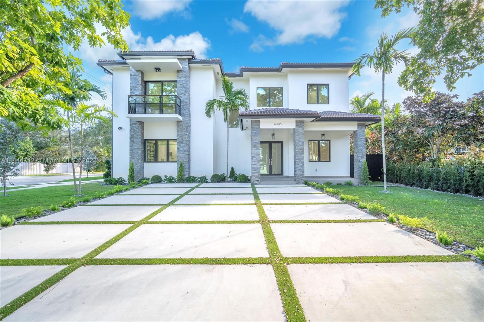 Photo of 1500 SW 63rd Ave in West Miami, FL