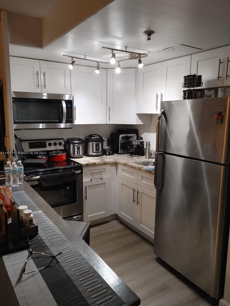 Photo of 16450 NW 2nd Ave #310 in Miami, FL