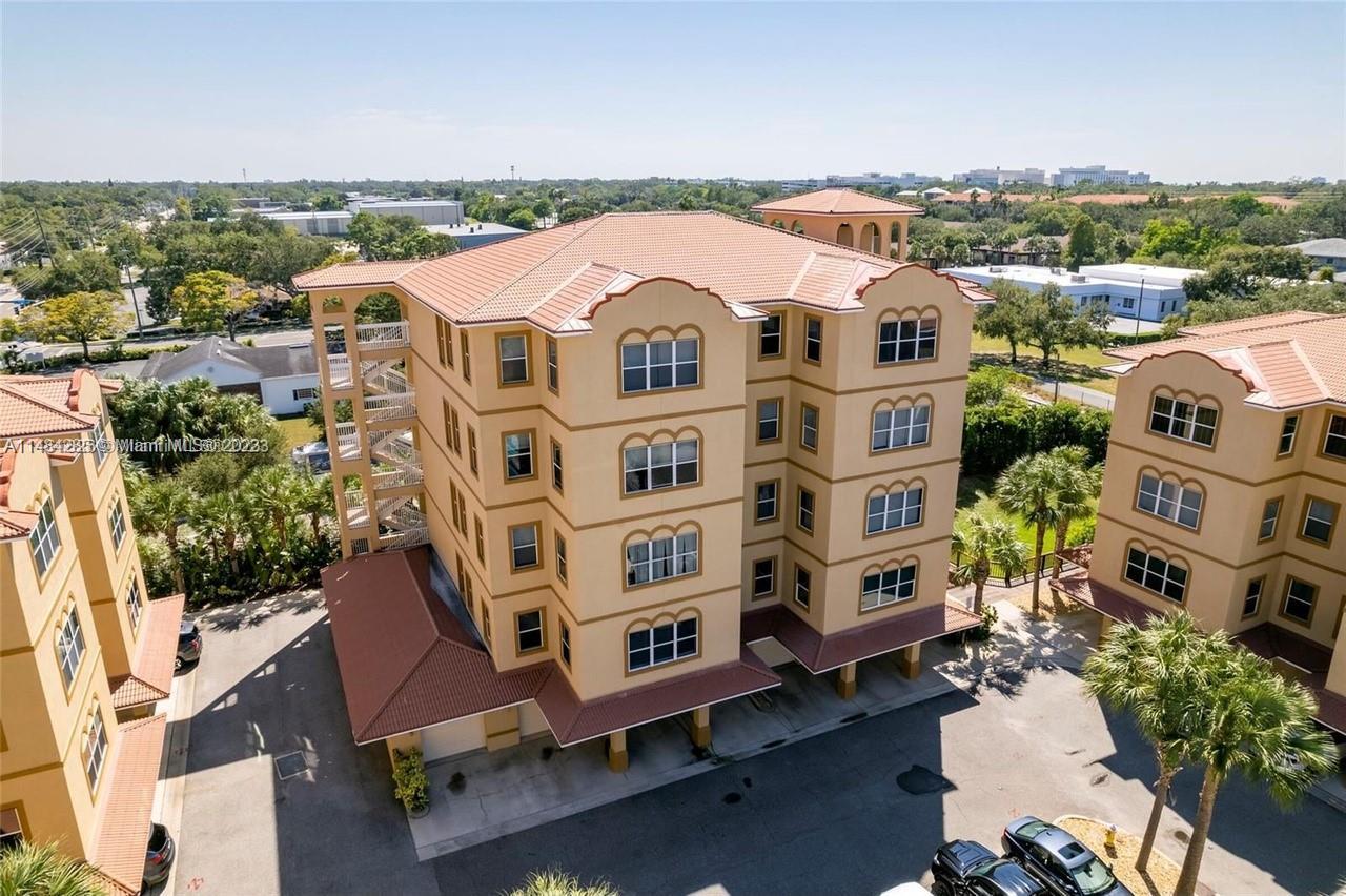 Photo of 624 Wells Ct #201 in Clearwater, FL