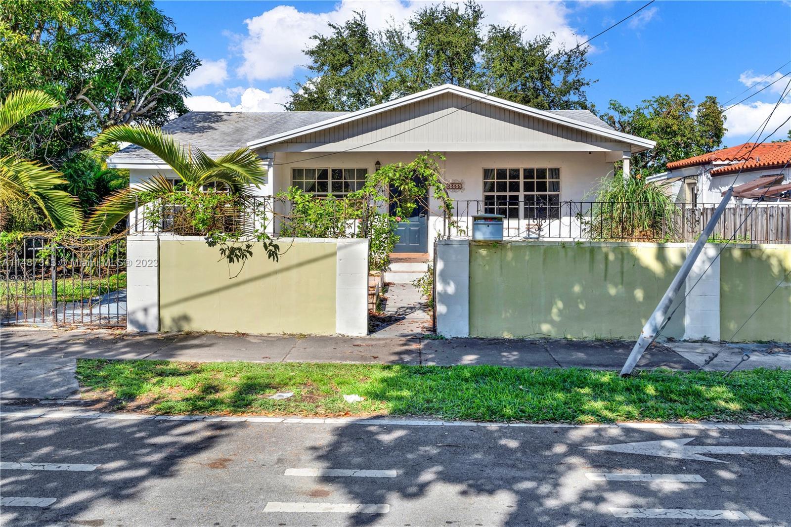Photo of 3355 SW 11th St in Miami, FL