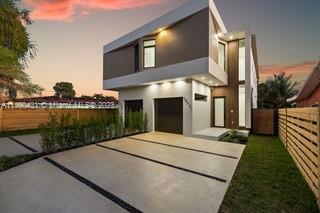 Photo of 8914 SW 25th St in Miami, FL