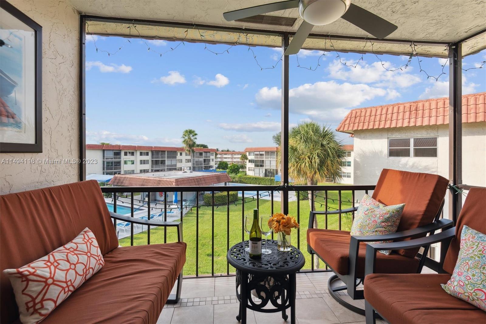 Photo of 9511 N Hollybrook Lake Dr #301 in Pembroke Pines, FL