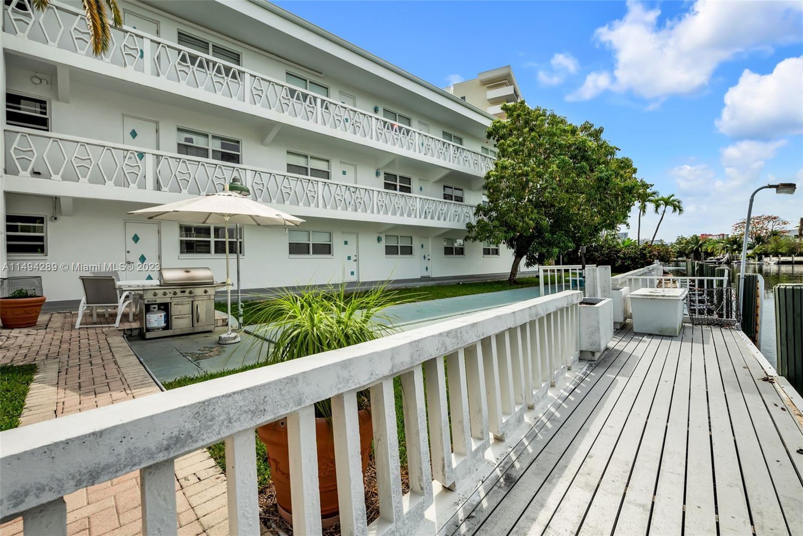 Photo of 419 Golden Isles Dr #105 in Hallandale Beach, FL