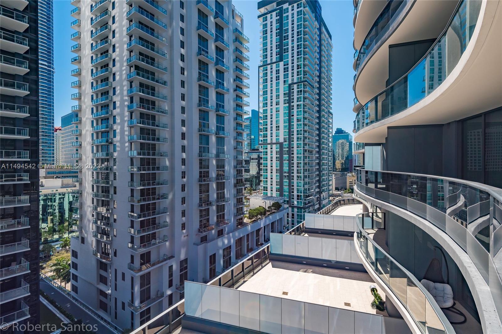 Photo of 1000 Brickell Plz #2009 in Miami, FL