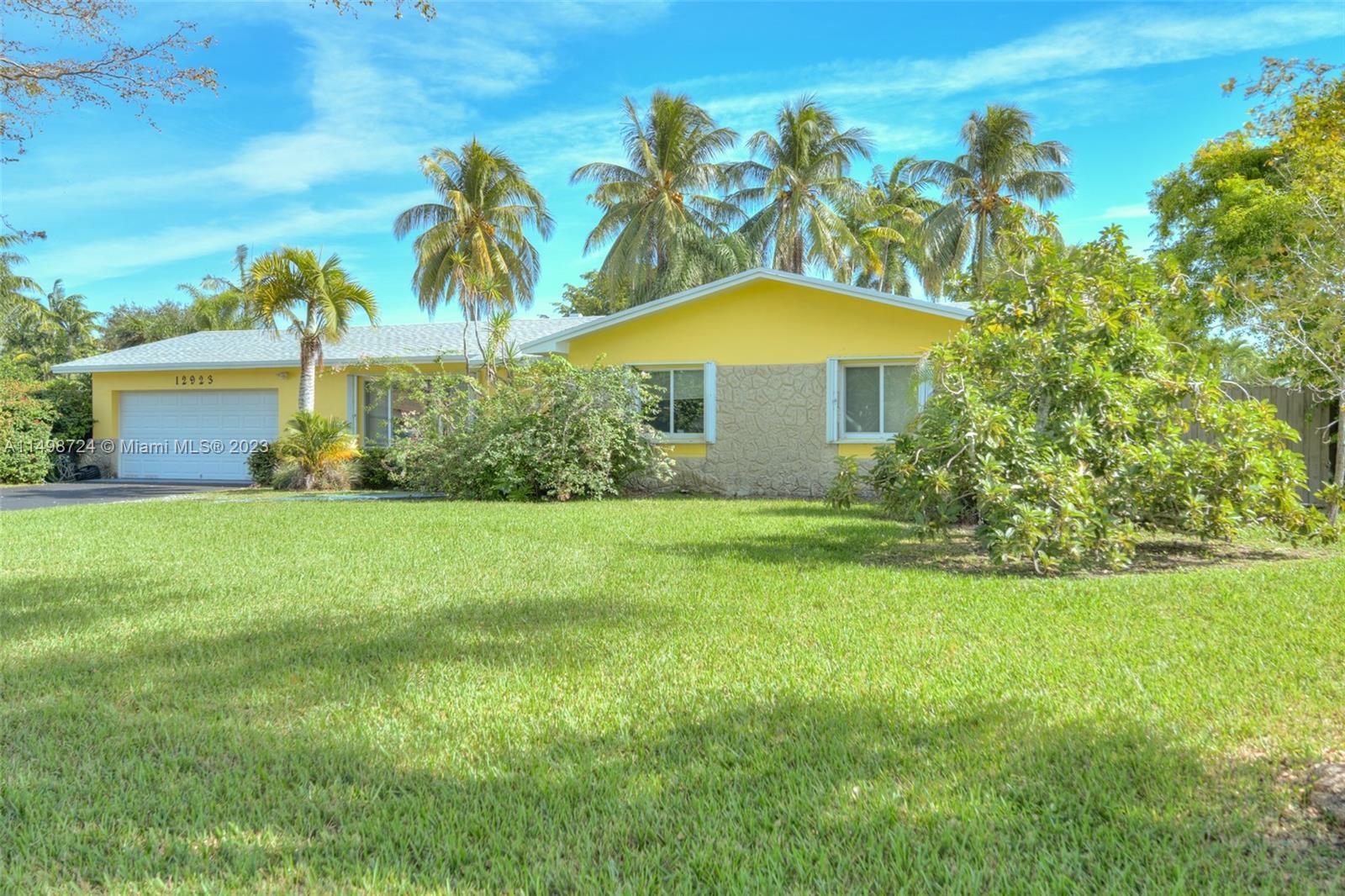 Photo of 12923 SW 113th Pl in Miami, FL
