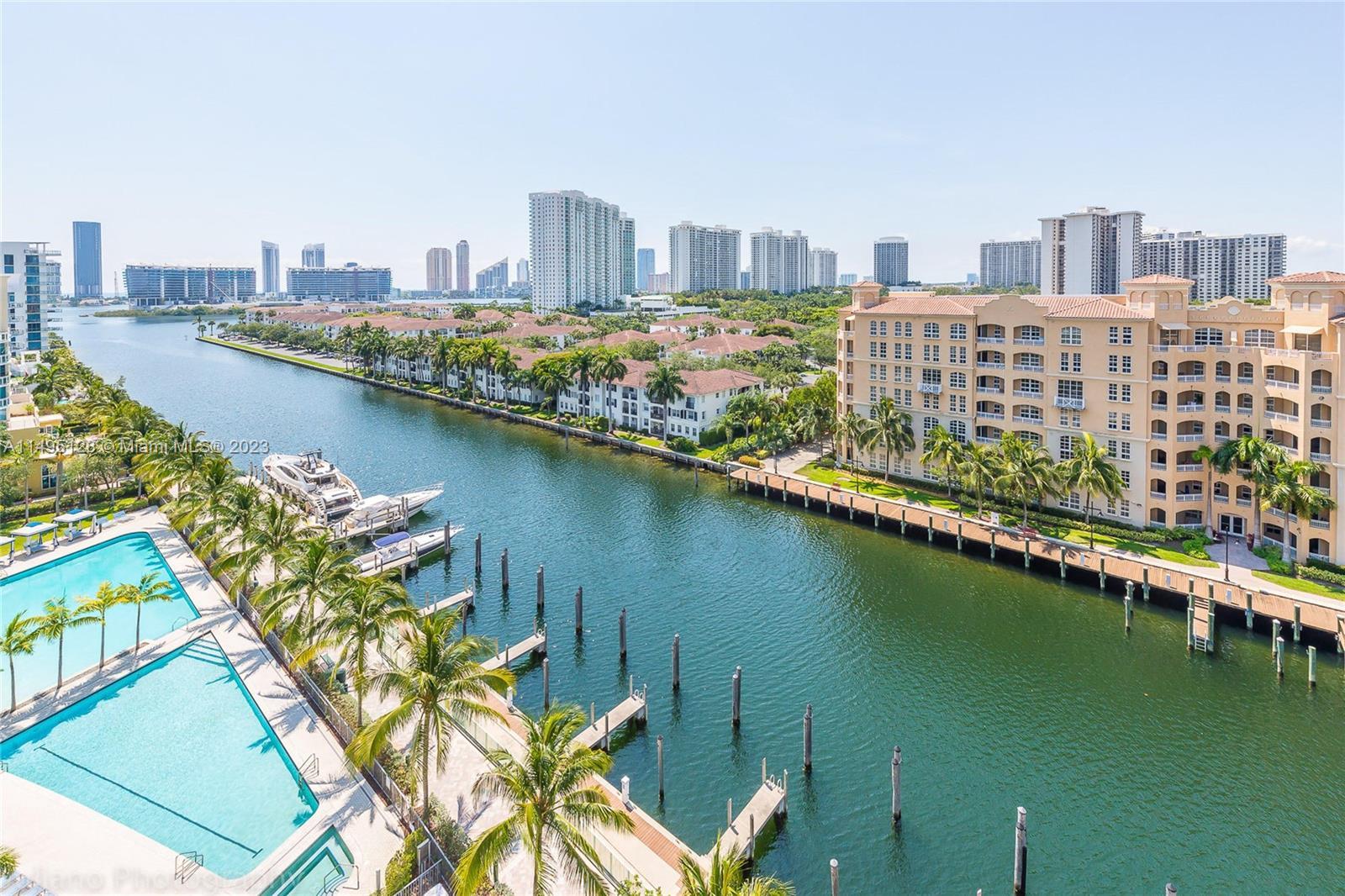 Photo of 2950 NE 188th St #530 in Aventura, FL