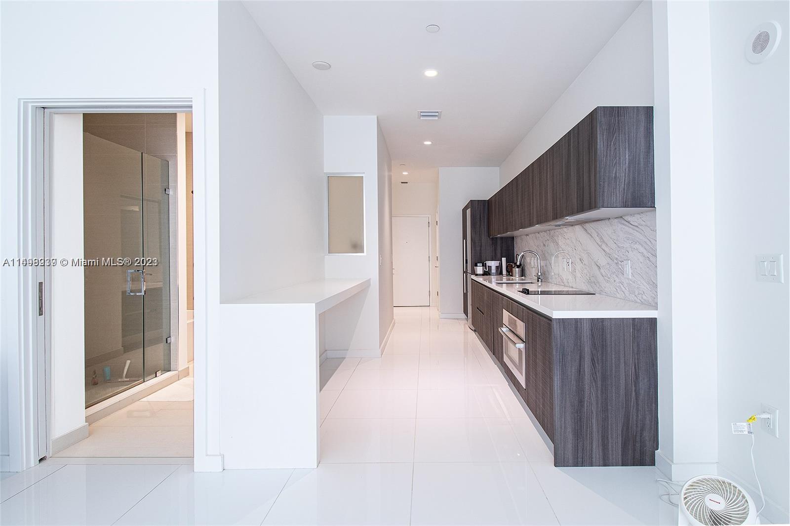 Photo of 851 NE 1st Ave #505 in Miami, FL