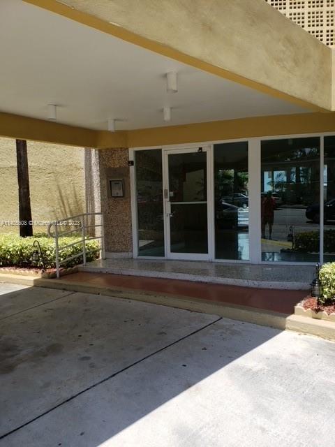 Photo of 2690 SW 22nd Ave #402 in Miami, FL