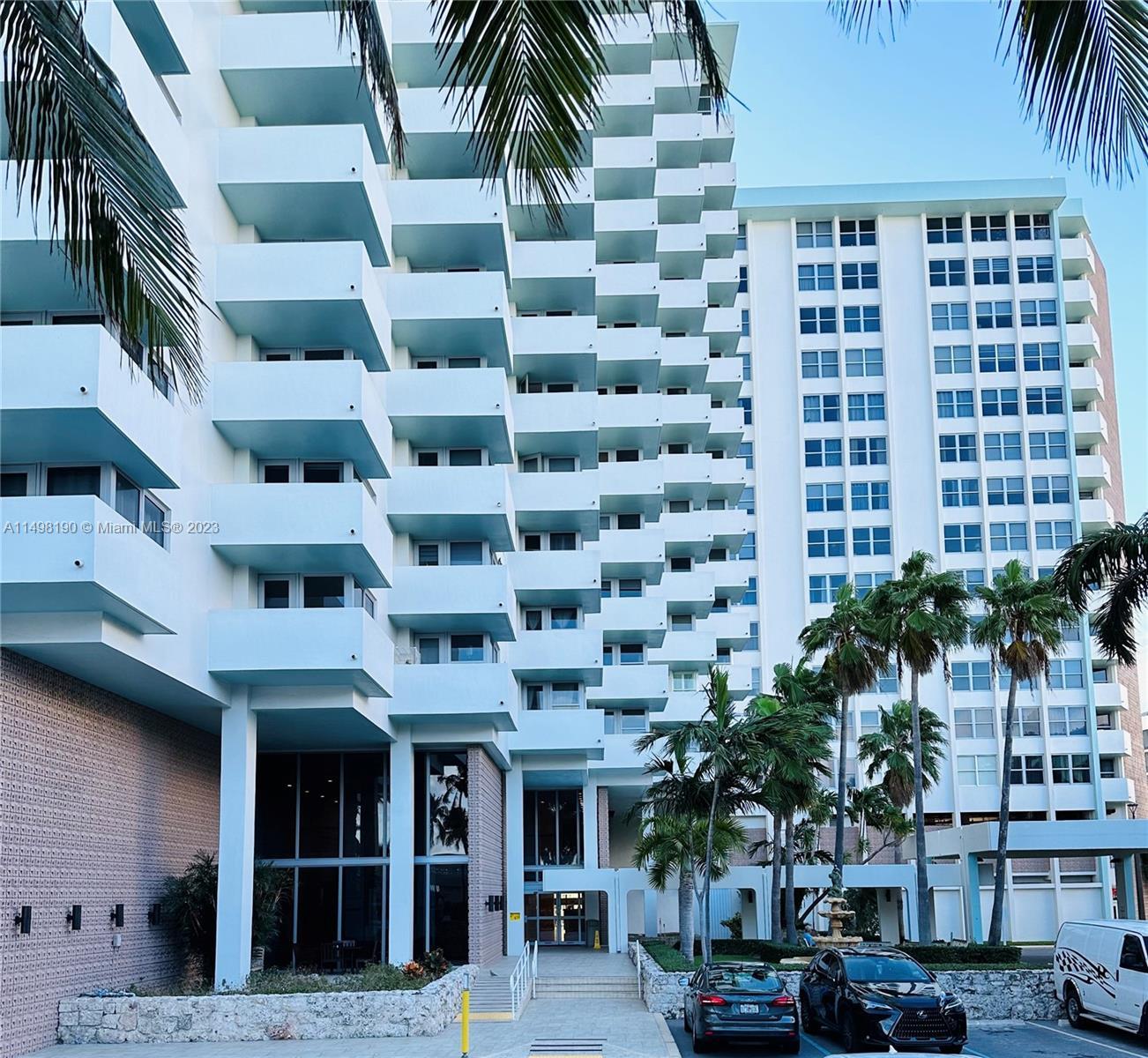 Photo of 2899 Collins Ave #Php in Miami Beach, FL