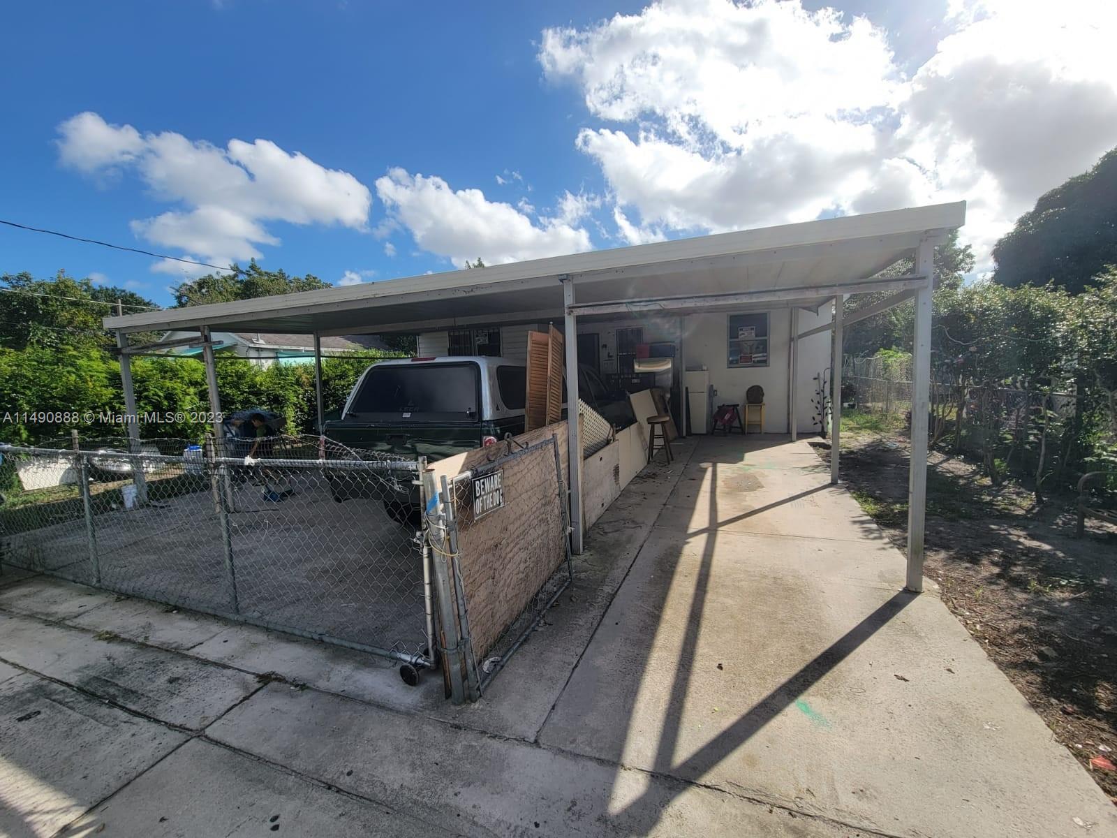 Photo of 1918 NW 52nd St in Miami, FL