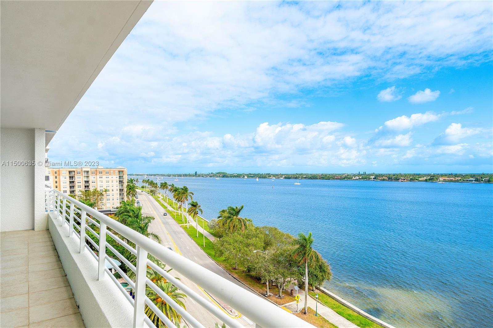 Welcome to a lavish retreat in the heart of West Palm Beach! Perched on the 8th floor of a distingui