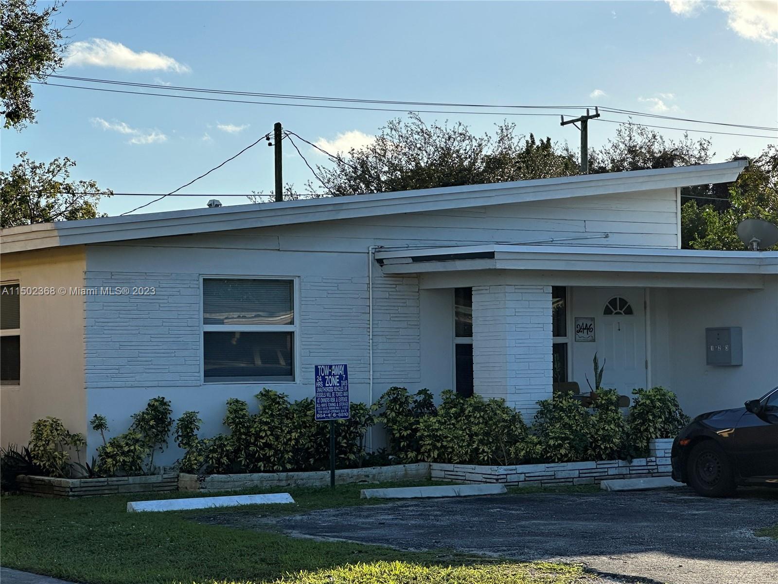 Photo of 2446 Johnson St #A in Hollywood, FL