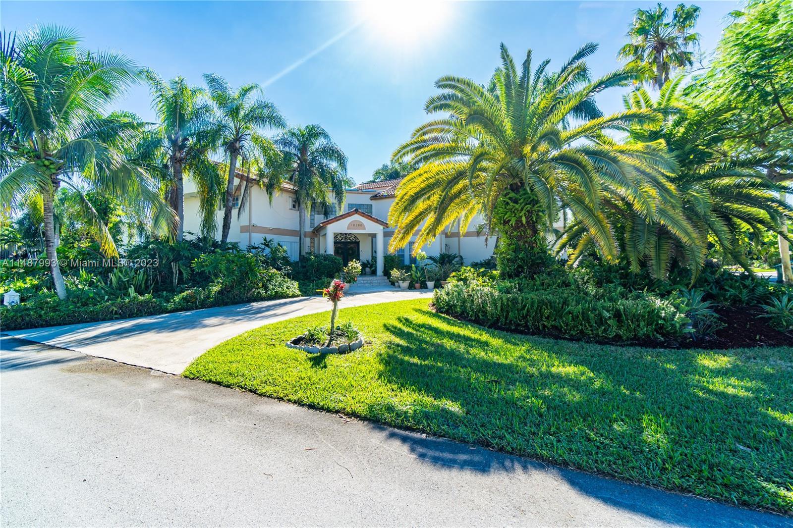 Photo of 10280 SW 142nd St in Miami, FL