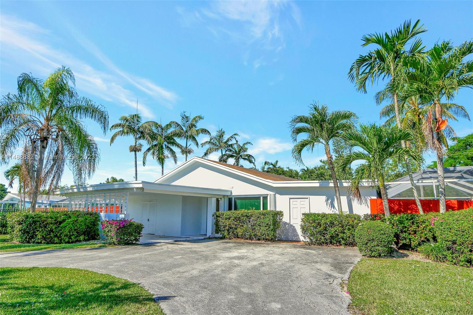 Photo of 10455 SW 112th St in Miami, FL