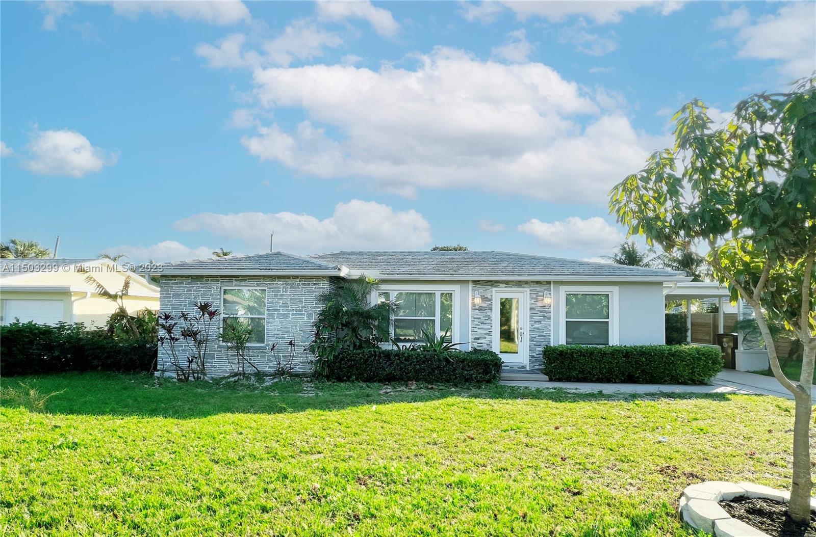 Experience this exquisite freshly updated 3 bedroom 2.5 bath single-family home in West Palm Beach. 