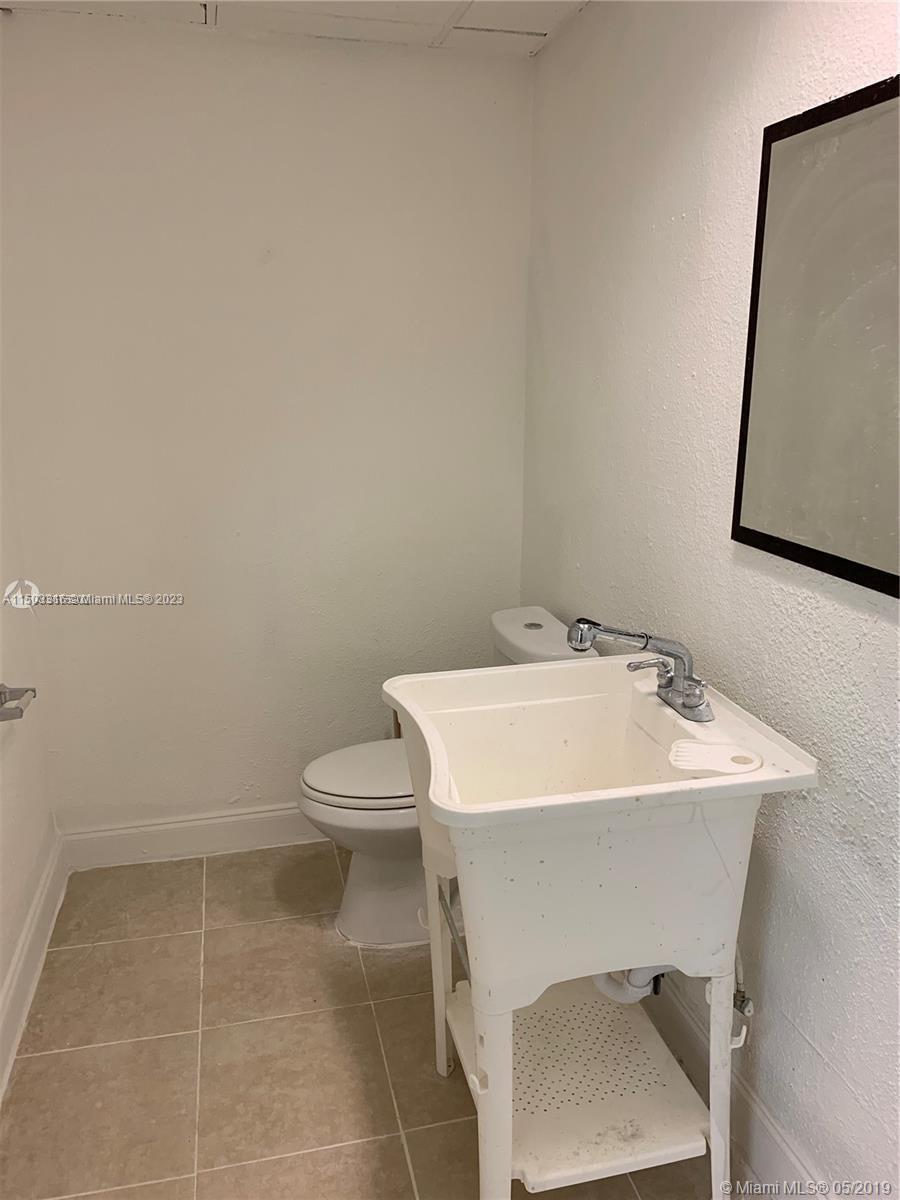 Photo of 425A S 21st Ave in Hollywood, FL