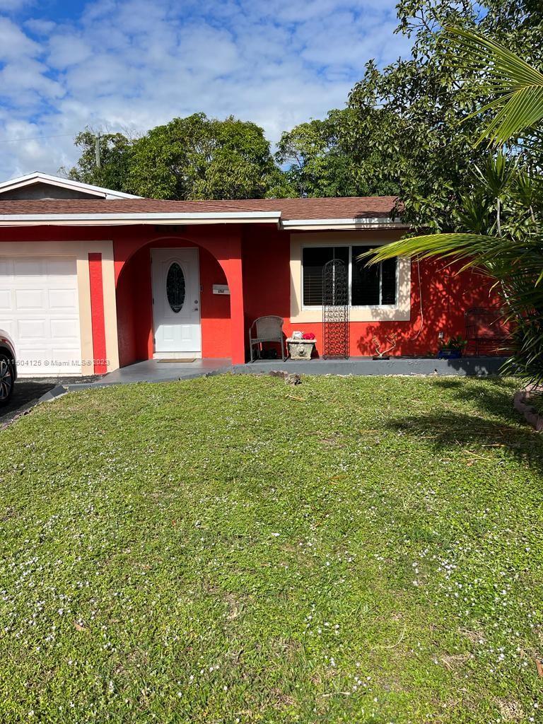 Photo of 4741 NW 16th St in Lauderhill, FL