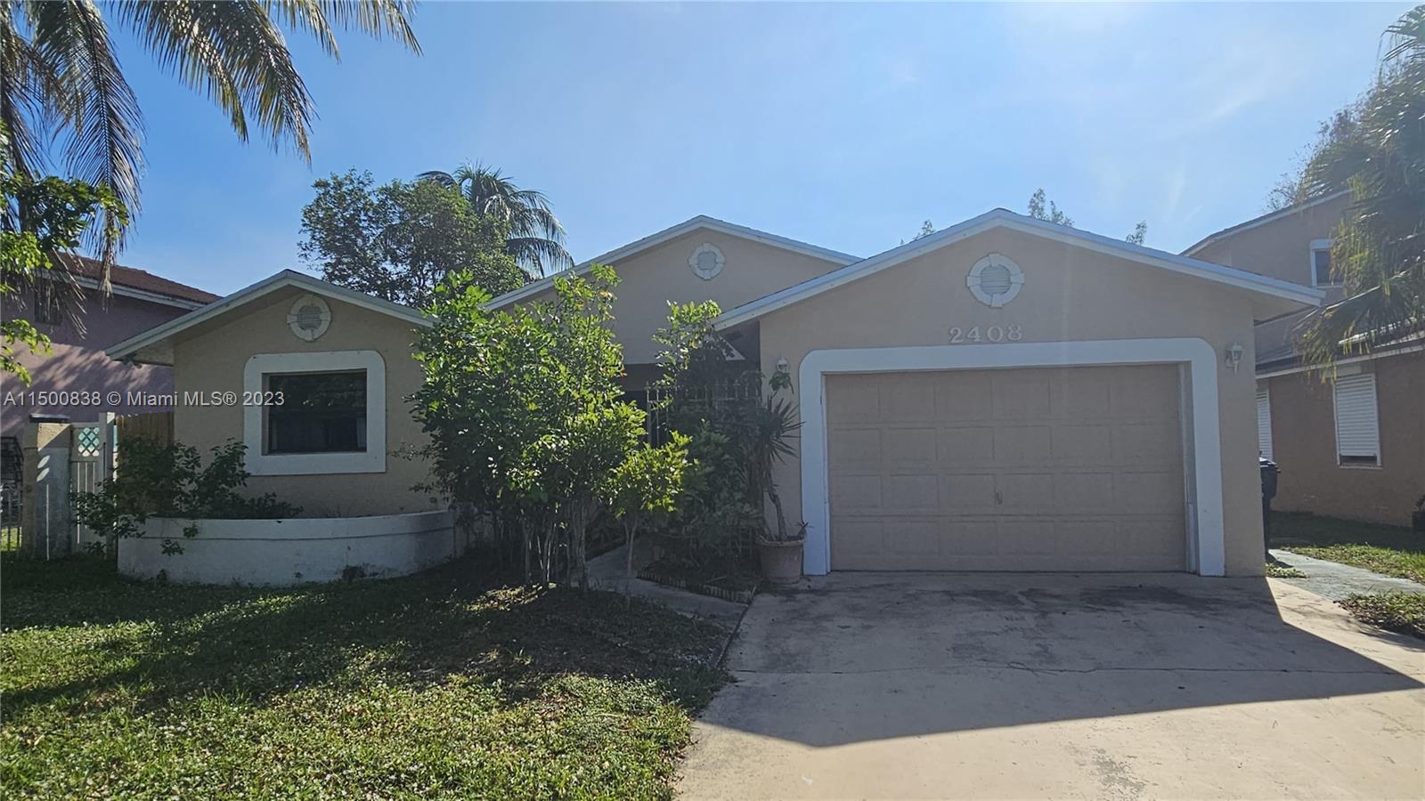 Photo of 2408 Raleigh St in Hollywood, FL