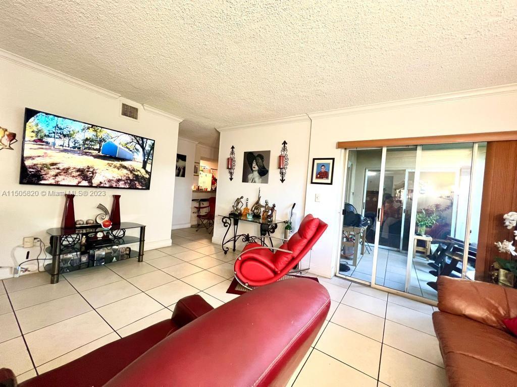 Photo of 18810 NW 57th Ave #102 in Hialeah, FL