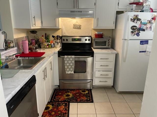 Photo of 7760 NW 50th St #401 in Lauderhill, FL