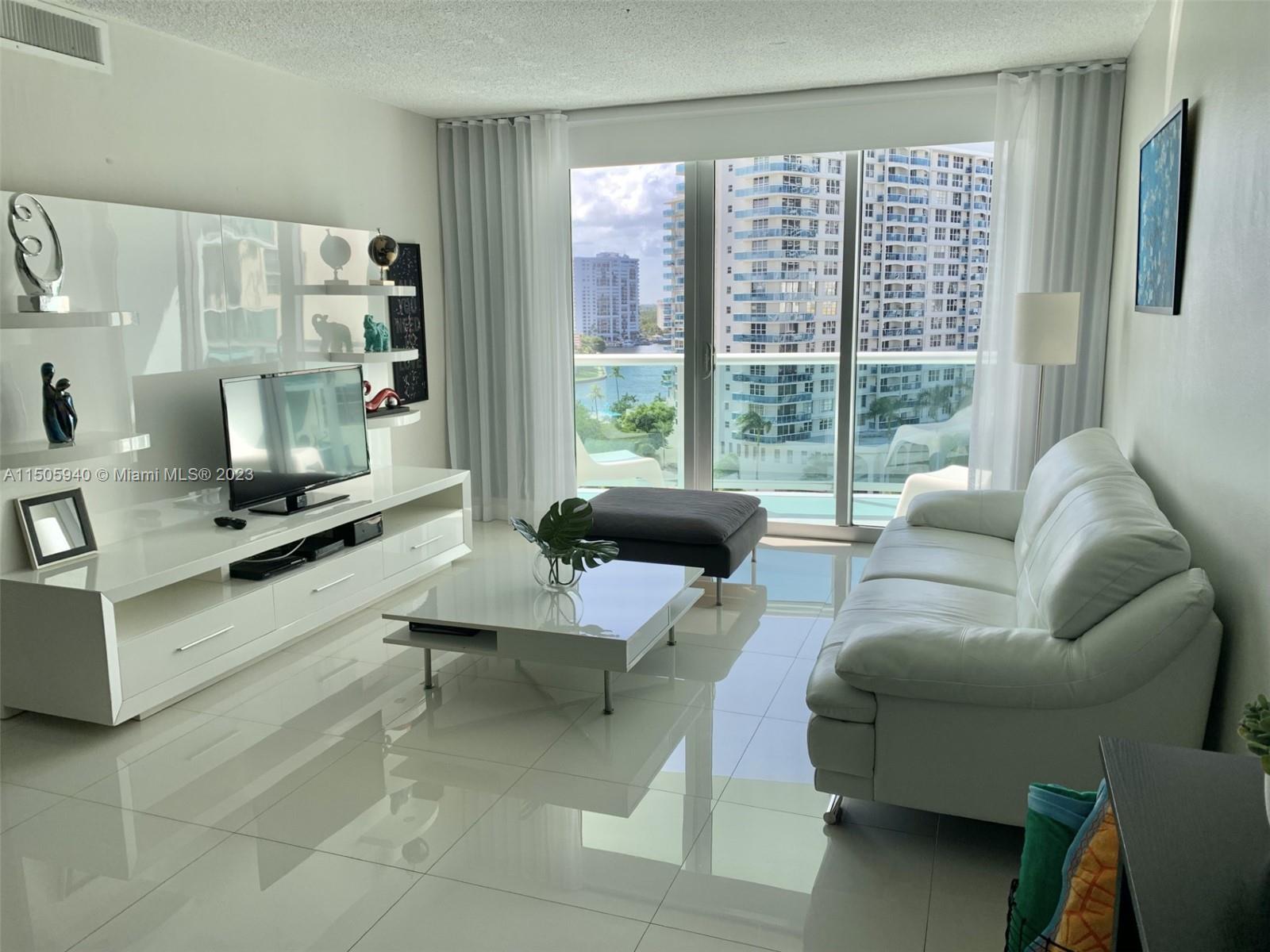 Photo of 3901 S Ocean Dr #10Q in Hollywood, FL