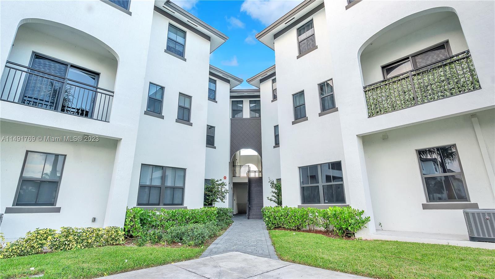 Photo of 15650 SW 136th St #106 in Miami, FL