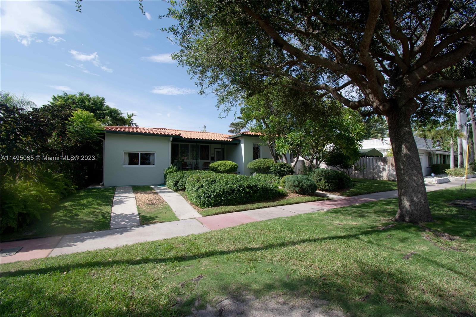 Photo of 1725 Biarritz Dr in Miami Beach, FL