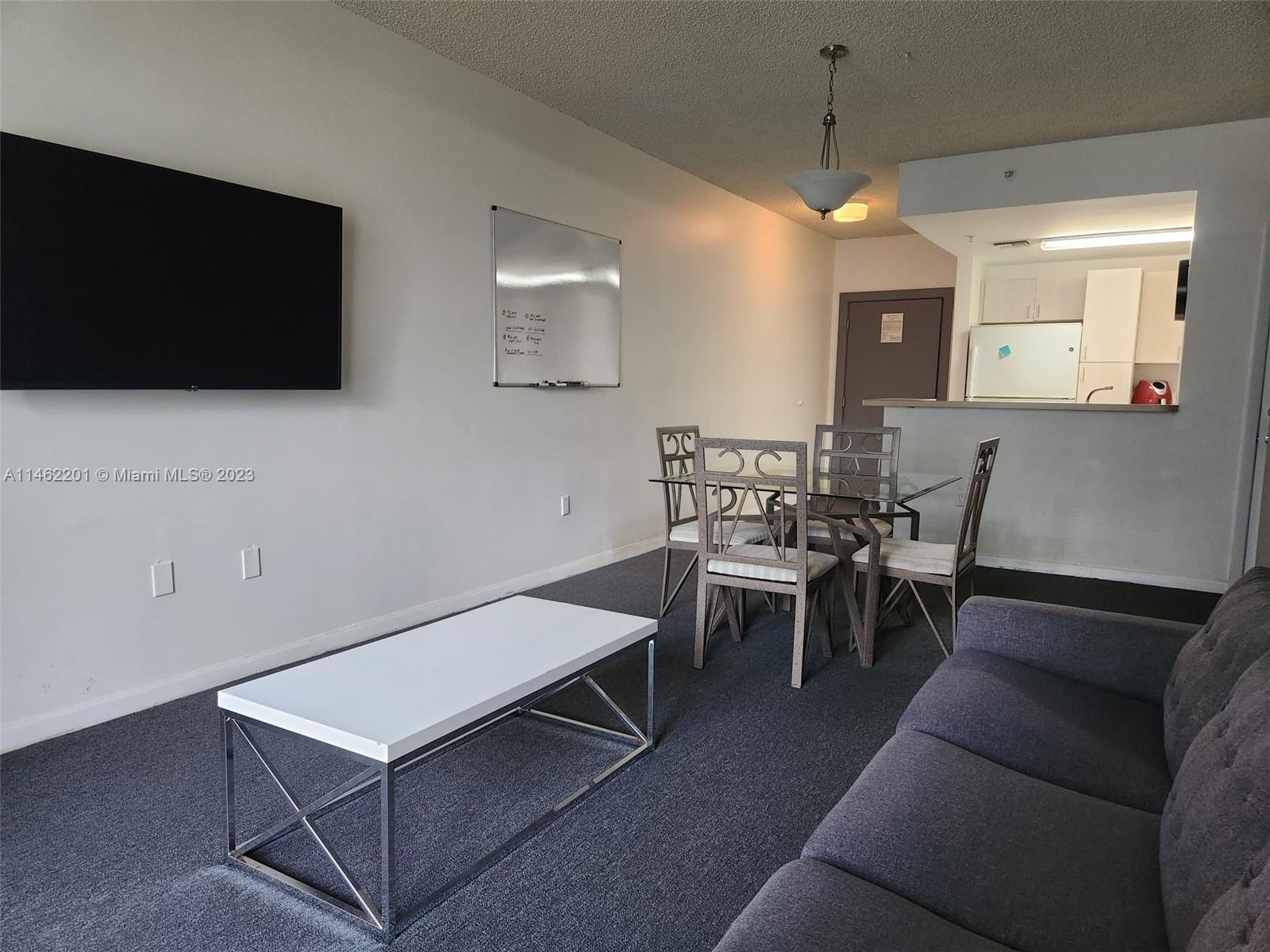 This unit offers a view of Brickell's skyline from its balcony overlooking Brickell Avenue. With 1 b