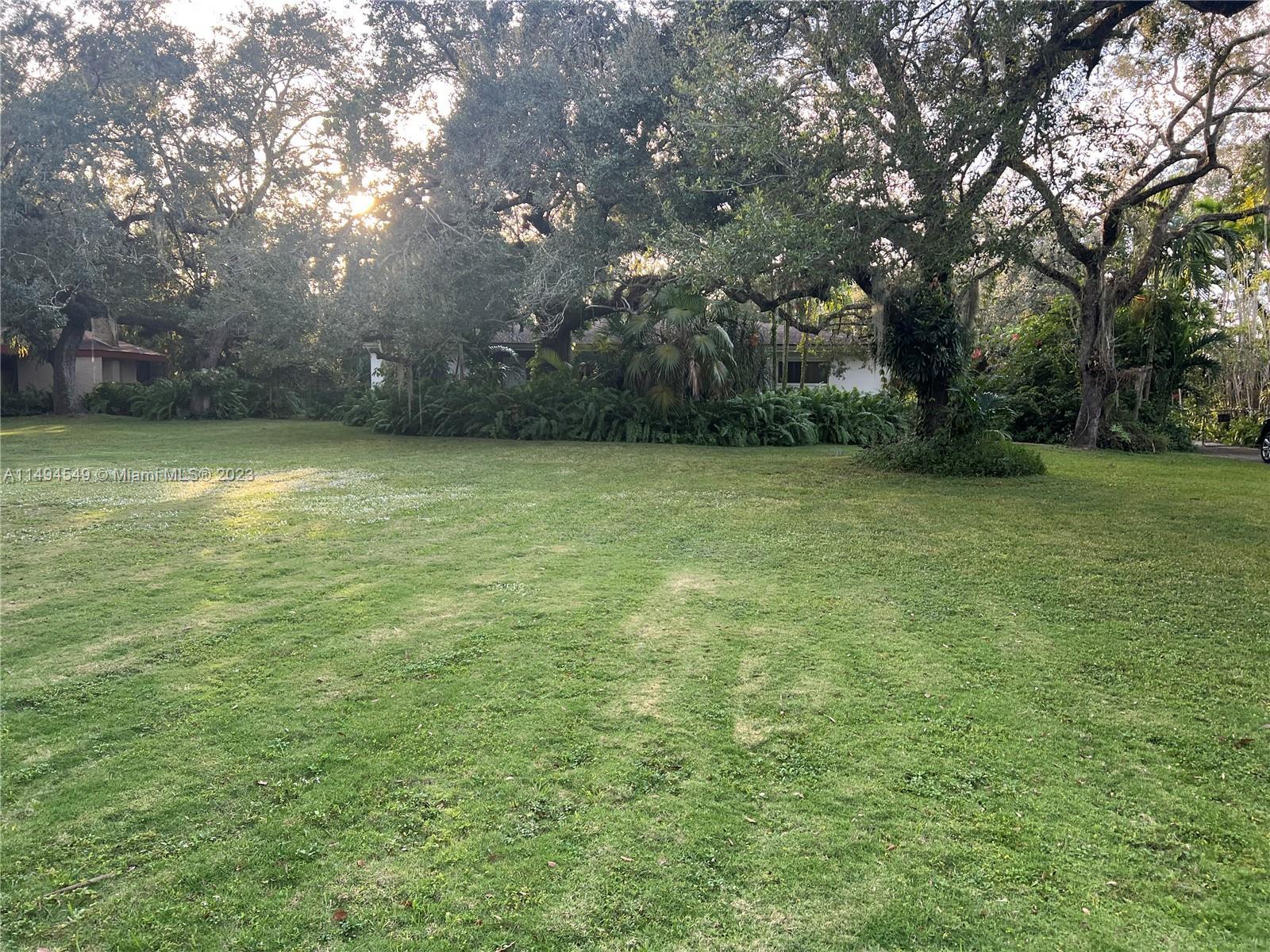 Photo of 5400 SW 63rd Ave in South Miami, FL
