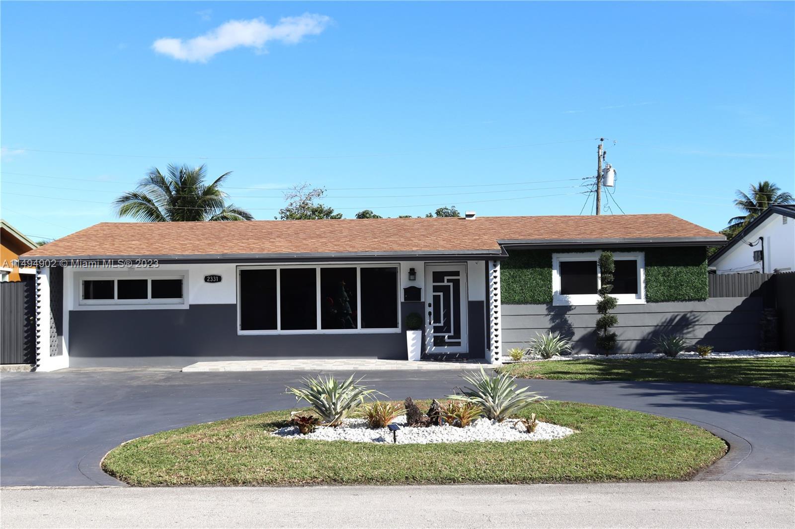 Photo of 2331 Tarpon Dr in Miramar, FL