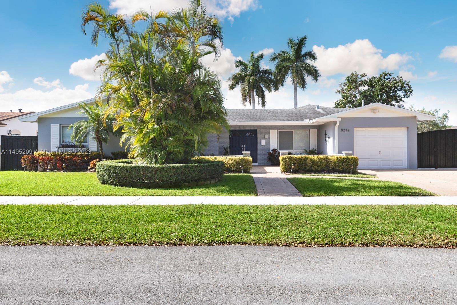 Photo of 8232 SW 140th Ct in Miami, FL