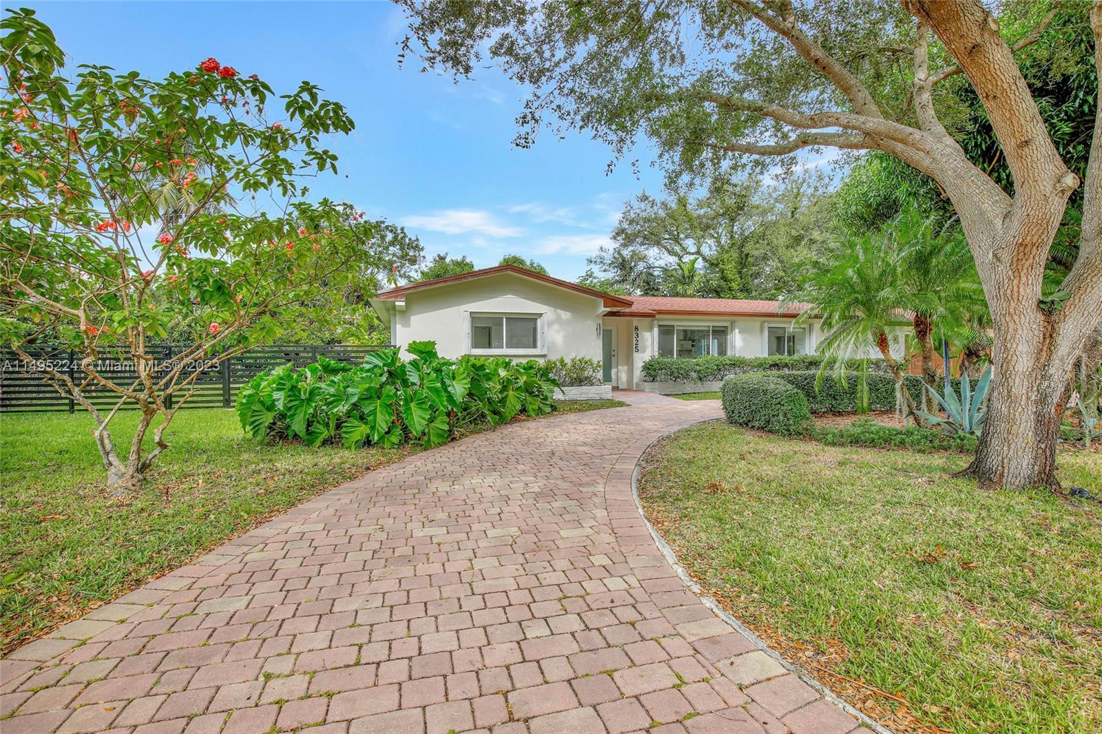 Photo of 8325 SW 150th Dr in Palmetto Bay, FL