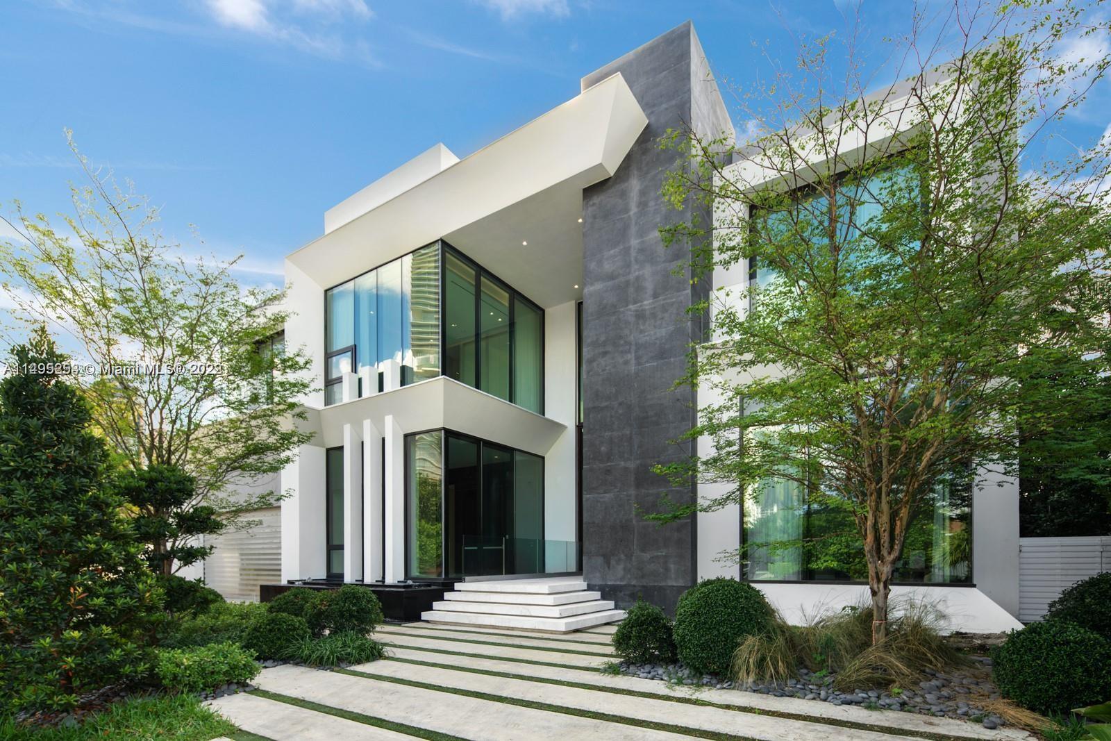 Photo of 18530 N Bay Rd in Sunny Isles Beach, FL