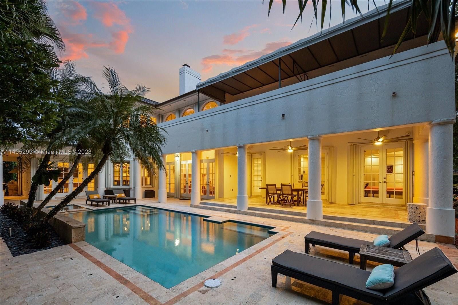 Photo of 4891 SW 74th Ter in Miami, FL