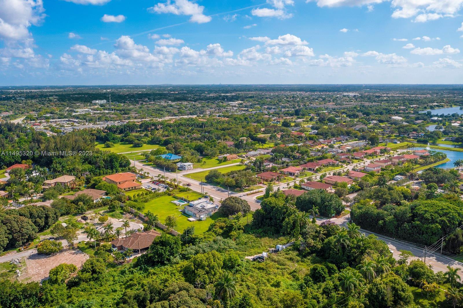 Photo of 5540 SW 64th Ave in Davie, FL